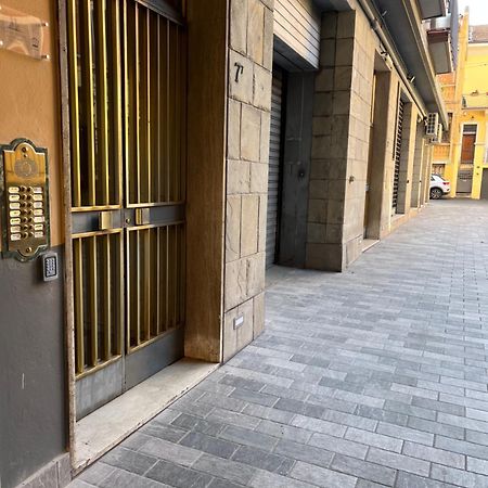 Calari Rooms - Affittacamere Bologna Ngoại thất bức ảnh